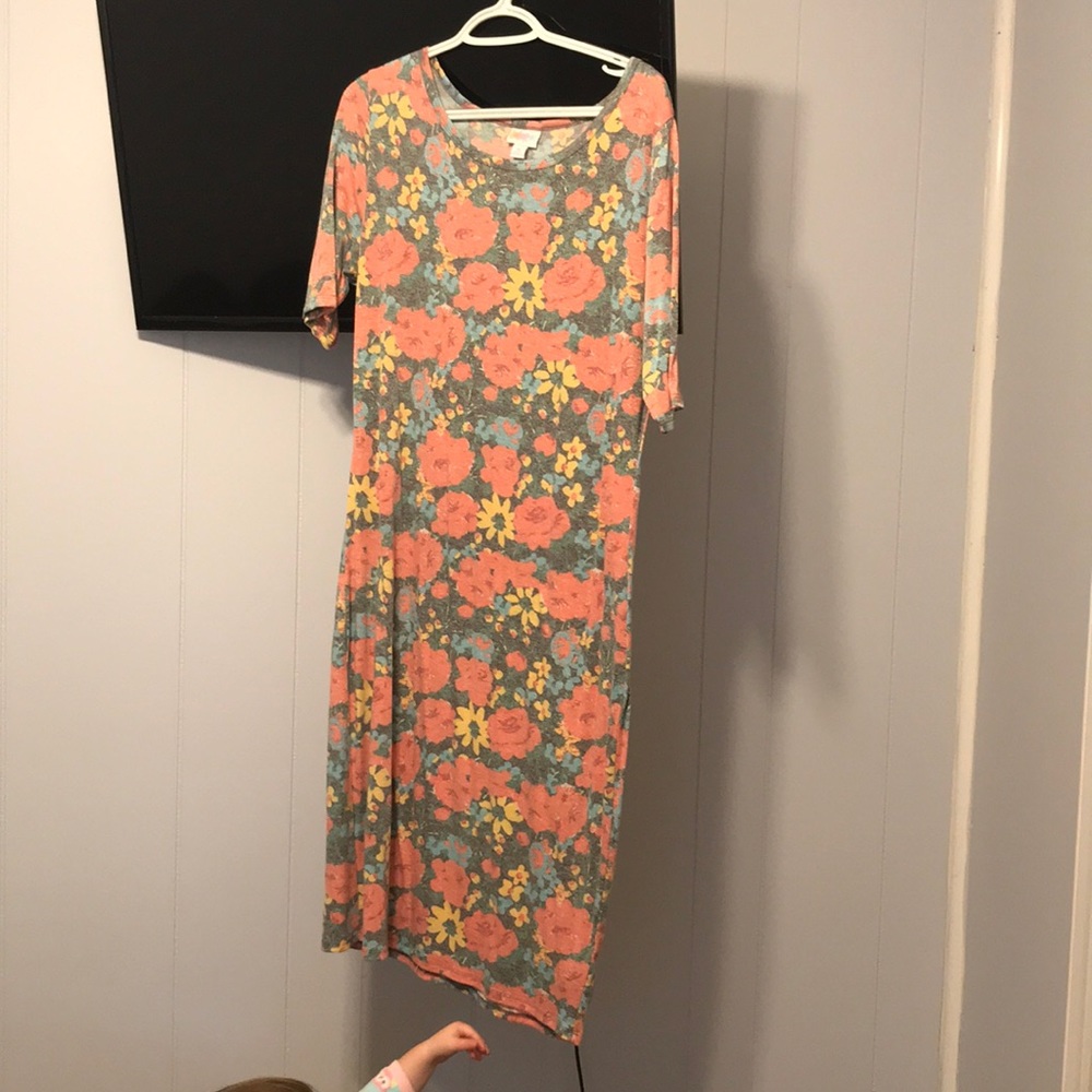 Lularoe stretchy dress